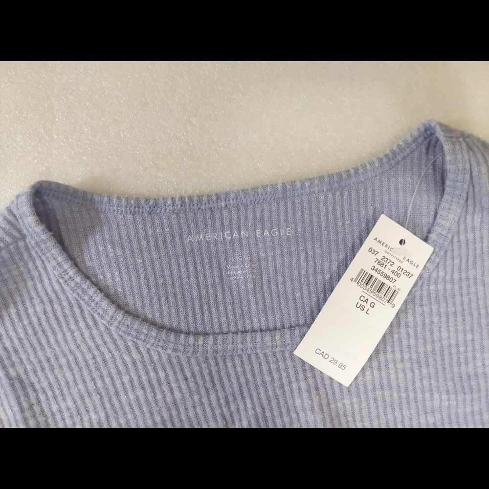 2x 👯‍♀️Host Pick⚡️American Eagle Baby Tee with Lettuce Details - Picture 5 of 10